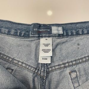 Liz Claiborne Denim Highwaisted Shorts!
